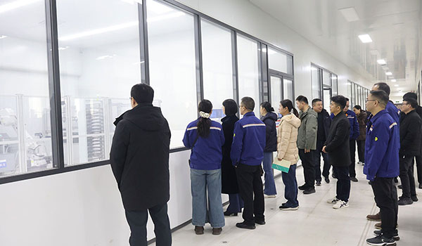 深入检测一线，聚焦数智化检测，河南省交通建设技术中心副主任乐斐一行莅临中钢国检观摩交流